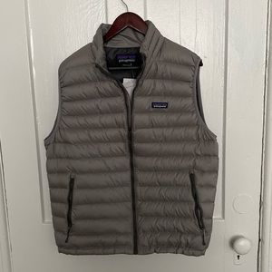 Men’s Patagonia Goose Down Vest in Heather Grey